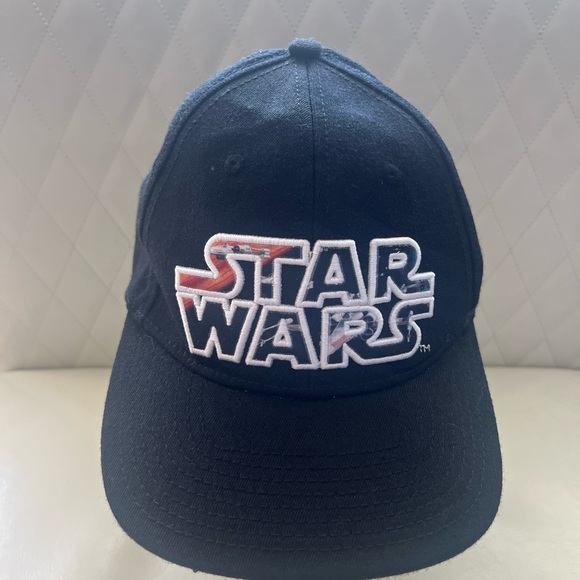 STAR WARS MENS 14 & UP ADULT SNAPBACK HAT LUCASFILM LTD BALL CAP - Picture 3 of 7